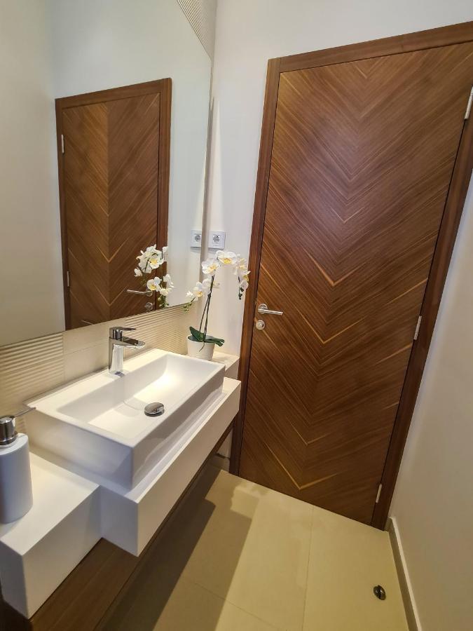 Lux Apartment In City Center 贝尔格莱德 外观 照片